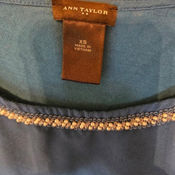 Ann Taylor Blue Sequin round Collar Shirt Blouse XS - Picture 3 of 4
